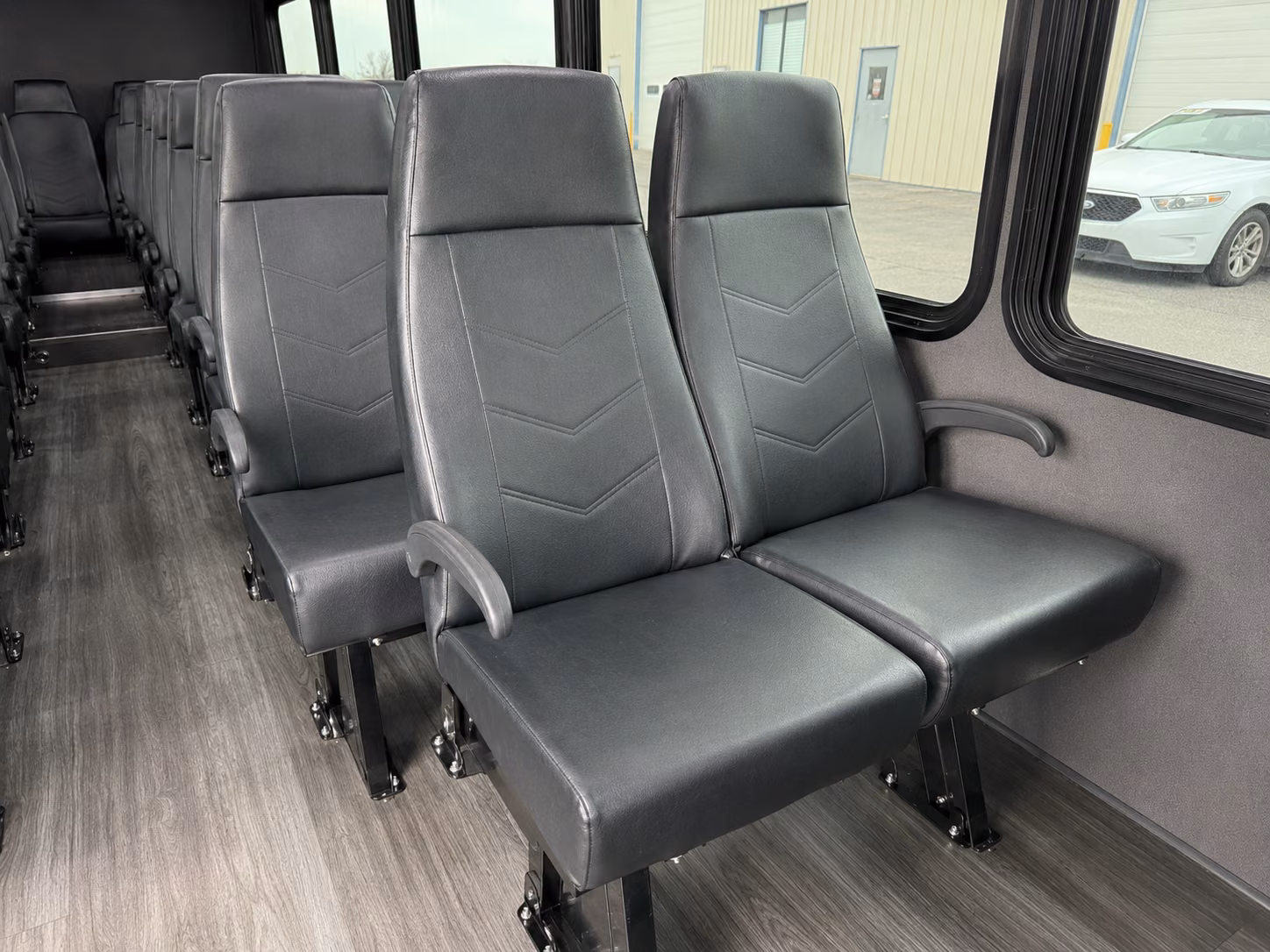 arrange transportation for your next airport transfer 3
