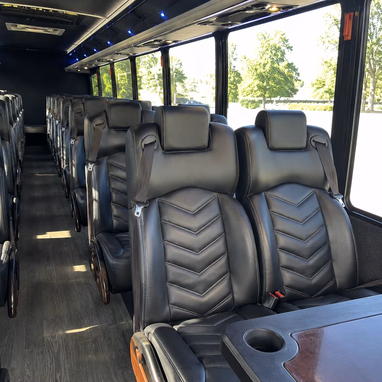arrange transportation for your next convention or trade show 4