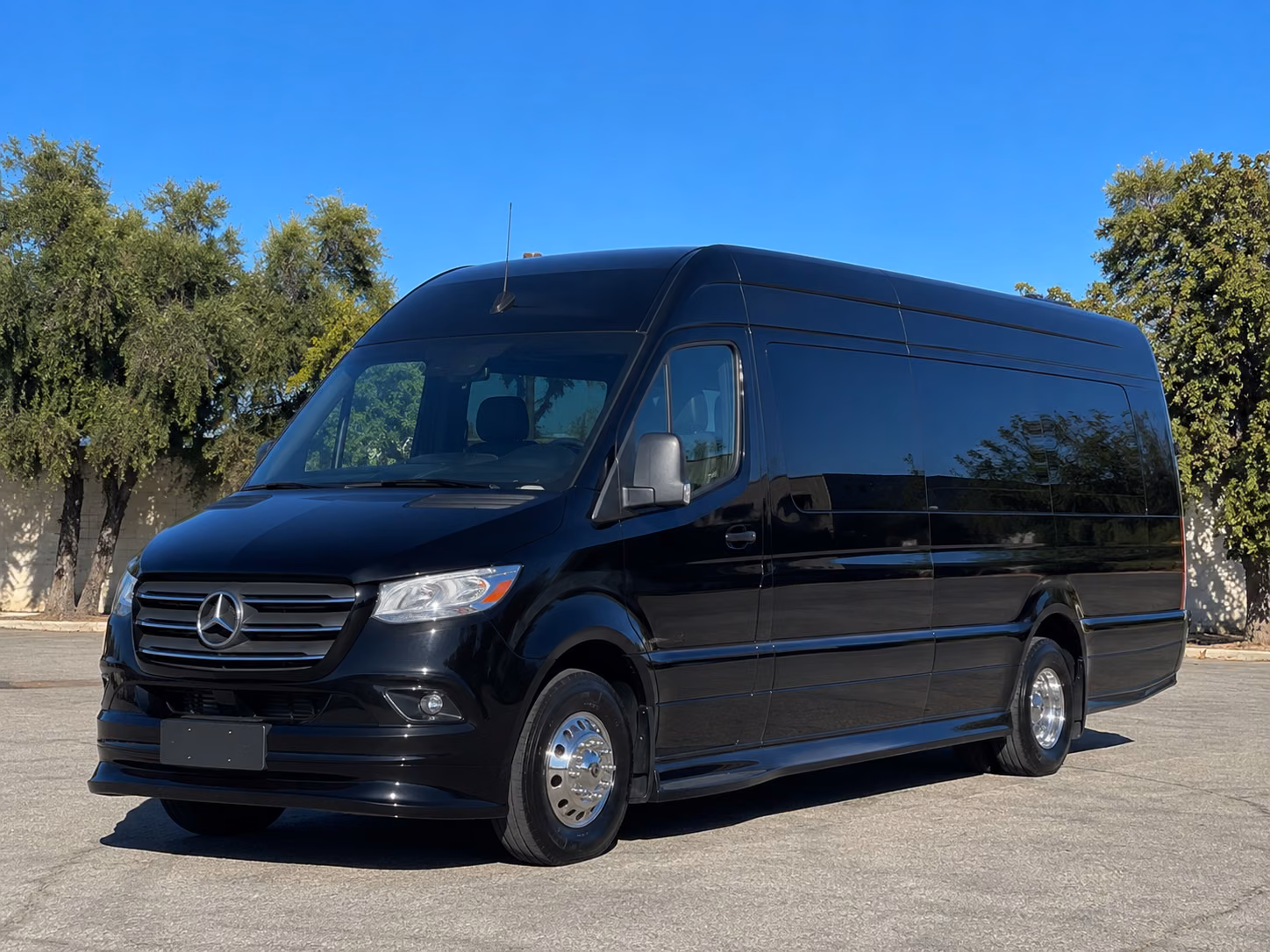 arrange transportation for your next corporate event 2