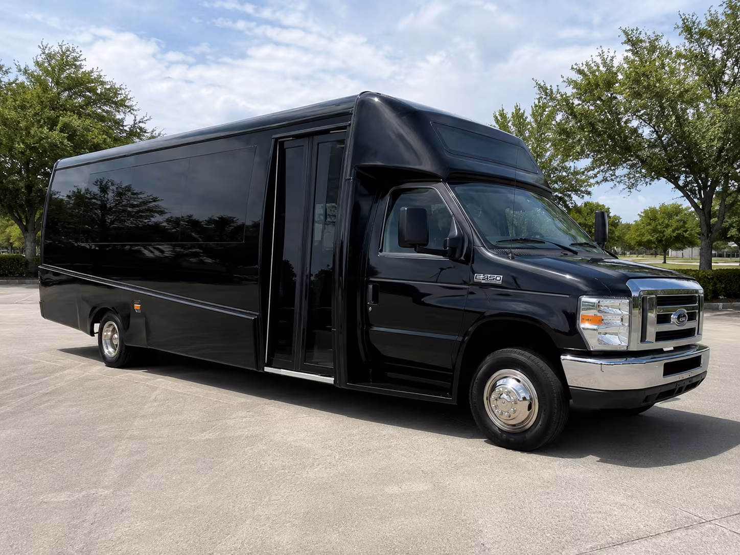 why rent using ranchocordovaminibuscompany com